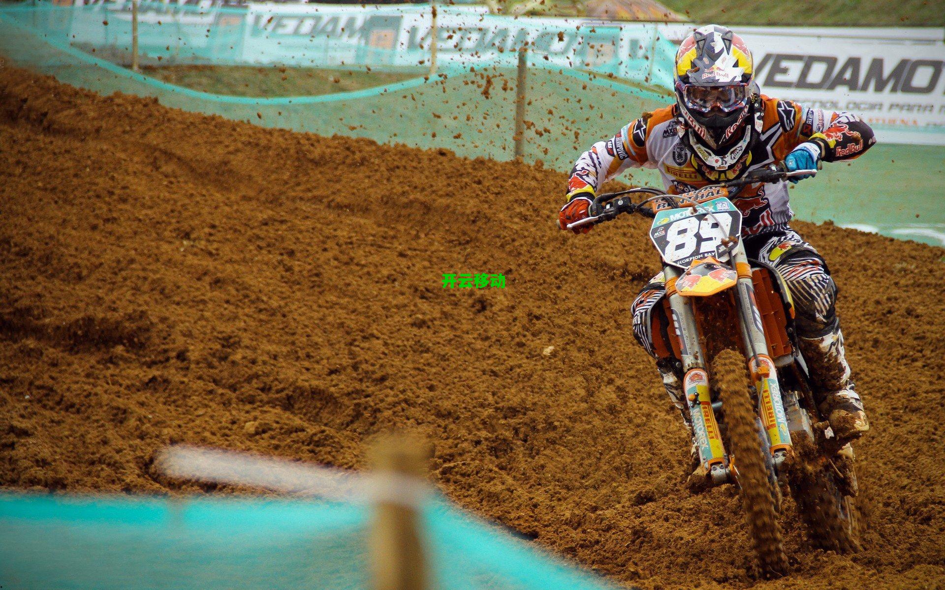 法鹰边锋巴奥亚专访吐露心声，重逢铁棍倍感欣喜，赛场对决求胜心切