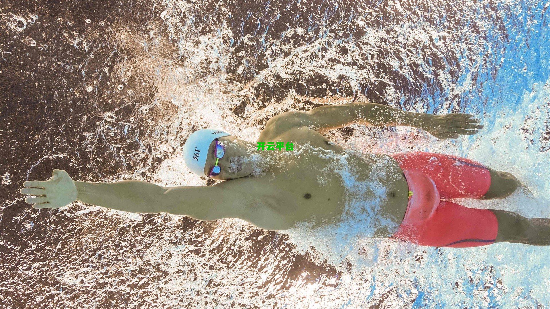 世纪纪录！梅西戴帽48次巴萨独享王座 莱万4度跻身历史前五